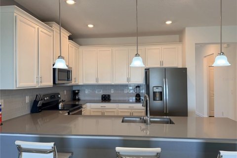 Condo in Davenport, Florida, 3 bedrooms  № 2222622 - photo 3
