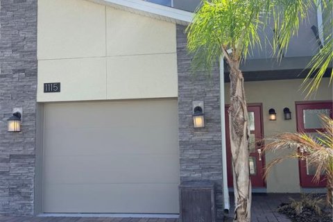 Condo in Davenport, Florida, 3 bedrooms  № 2222622 - photo 2