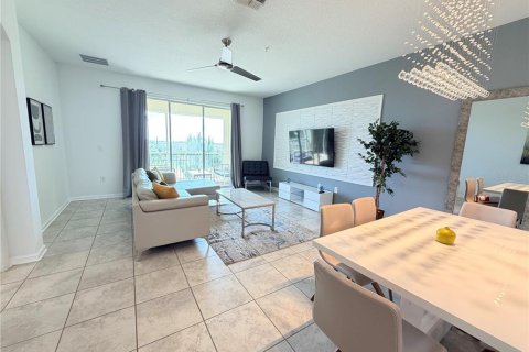 Condo in Davenport, Florida, 3 bedrooms  № 2222622 - photo 10