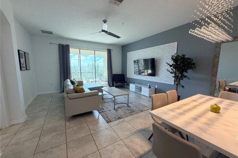 Condo in Davenport, Florida, 3 bedrooms  № 2222622 - photo 9