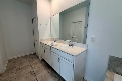 Condo in Davenport, Florida, 3 bedrooms  № 2222622 - photo 24