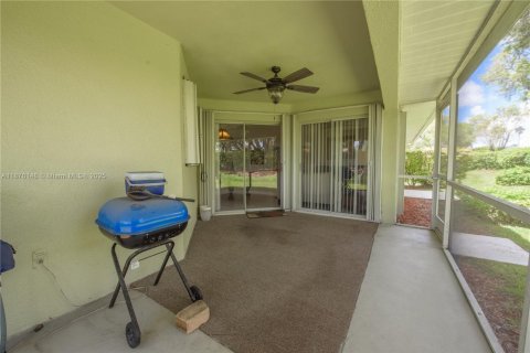 House in Homestead, Florida 3 bedrooms, 143.81 sq.m. № 1981480 - photo 22