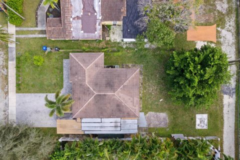 Casa en venta en Fort Lauderdale, Florida, 3 dormitorios, 116.13 m2 № 2077703 - foto 5