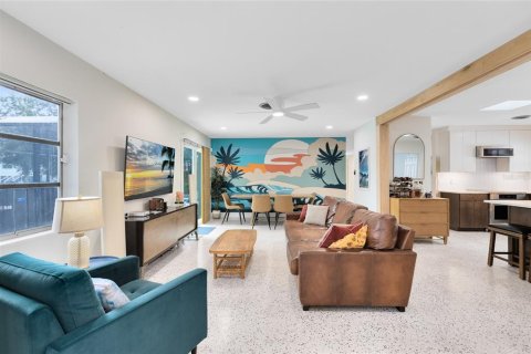 Casa en venta en Orlando, Florida, 4 dormitorios, 167.41 m2 № 1907583 - foto 14