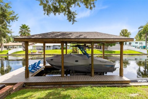 Casa en venta en Orlando, Florida, 4 dormitorios, 167.41 m2 № 1907583 - foto 20