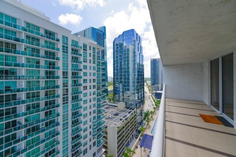 Condominio en venta en Miami, Florida, 1 dormitorio, 72.28 m2 № 1985426 - foto 1