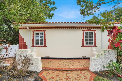 House in Lake Worth, Florida 4 bedrooms, 148.74 sq.m. № 2246449 - photo 28