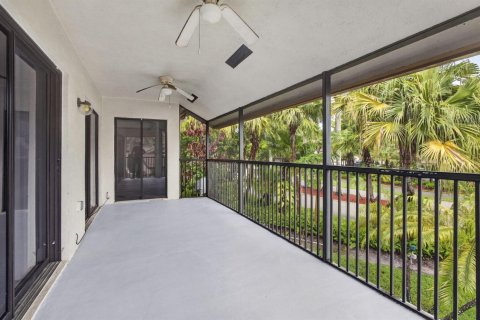 Townhouse in Wellington, Florida 3 bedrooms, 131.64 sq.m. № 2241854 - photo 27