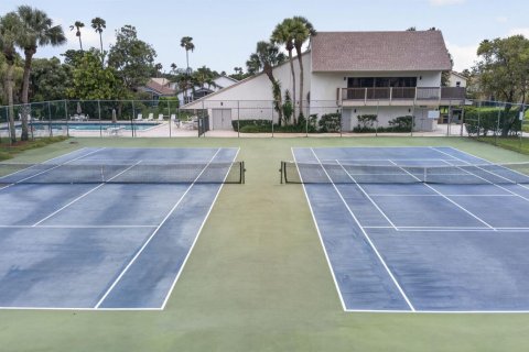 Townhouse in Wellington, Florida 3 bedrooms, 131.64 sq.m. № 2241854 - photo 30