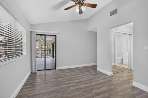 Townhouse in Wellington, Florida 3 bedrooms, 131.64 sq.m. № 2241854 - photo 24