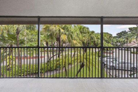 Townhouse in Wellington, Florida 3 bedrooms, 131.64 sq.m. № 2241854 - photo 28
