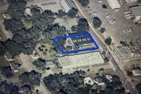 Propiedad comercial en venta en Titusville, Florida № 2097441 - foto 11