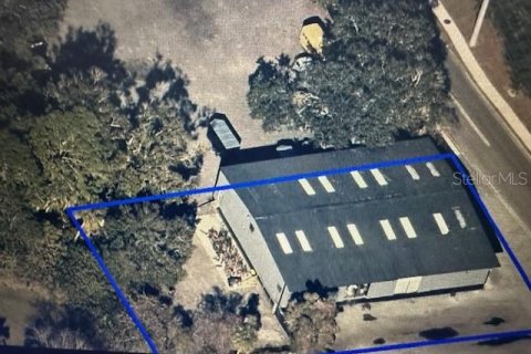 Propiedad comercial en venta en Titusville, Florida № 2097441 - foto 9