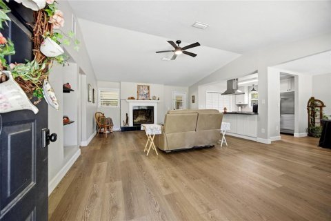 House in Starke, Florida 3 bedrooms, 132.29 sq.m. № 2110440 - photo 5