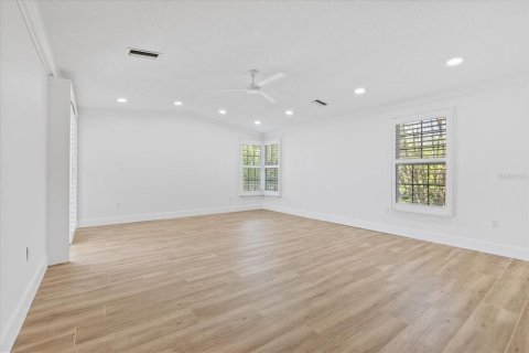 Villa ou maison à vendre à New Port Richey, Floride: 5 chambres, 388.7 m2 № 2121322 - photo 22