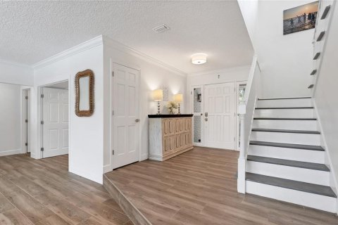 Villa ou maison à vendre à New Port Richey, Floride: 5 chambres, 388.7 m2 № 2121322 - photo 6