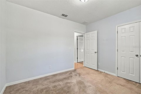 Casa en venta en Davenport, Florida, 4 dormitorios, 183.2 m2 № 2431724 - foto 30