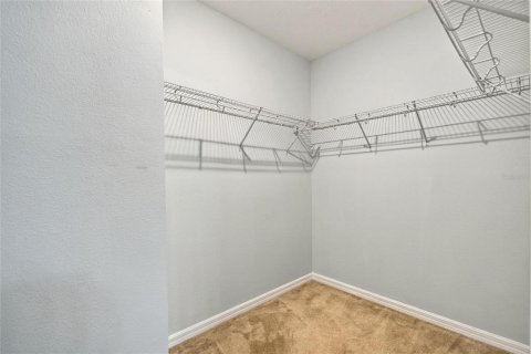 Casa en venta en Davenport, Florida, 4 dormitorios, 183.2 m2 № 2431724 - foto 16