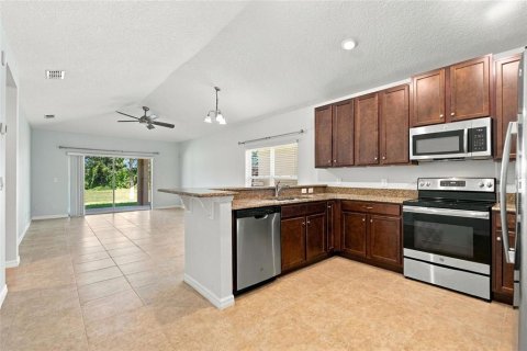 Casa en venta en Davenport, Florida, 4 dormitorios, 183.2 m2 № 2431724 - foto 17