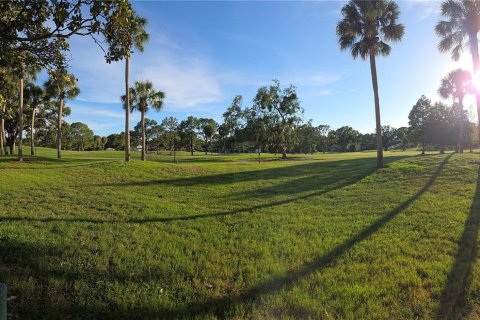 Condo in Tampa, Florida, 2 bedrooms  № 2209625 - photo 18