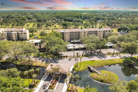 Condo in Tampa, Florida, 2 bedrooms № 2209625