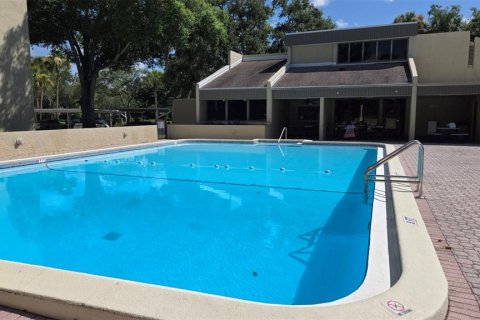 Condo in Tampa, Florida, 2 bedrooms  № 2209625 - photo 27