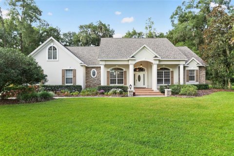 Villa ou maison à Ocala, Floride 4 chambres, 342.62 m2 № 2348362