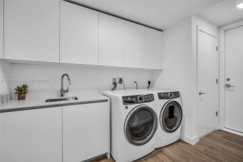 Condominio en alquiler en Pompano Beach, Florida, 4 dormitorios, 306.58 m2 № 1965088 - foto 21