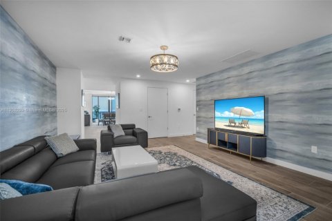 Condominio en alquiler en Pompano Beach, Florida, 4 dormitorios, 306.58 m2 № 1965088 - foto 20