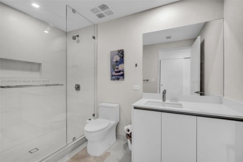 Condominio en alquiler en Pompano Beach, Florida, 4 dormitorios, 306.58 m2 № 1965088 - foto 30