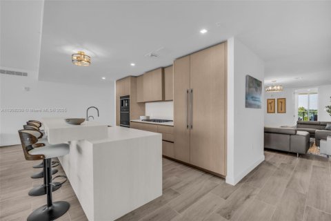 Condominio en alquiler en Pompano Beach, Florida, 4 dormitorios, 306.58 m2 № 1965088 - foto 10