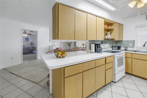 House in Venice, Florida 3 bedrooms, 191.19 sq.m. № 1545900 - photo 3