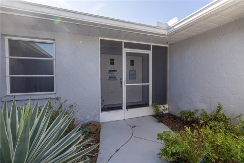 House in Venice, Florida 3 bedrooms, 191.19 sq.m. № 1545900 - photo 28