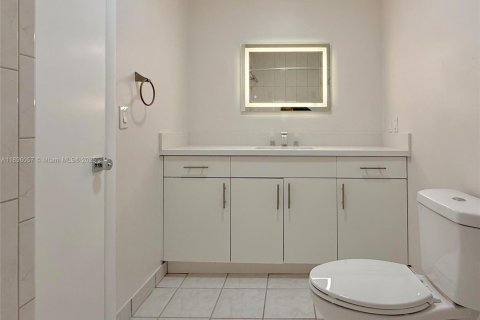 Touwnhouse à louer à Palmetto Bay, Floride: 2 chambres, 103.12 m2 № 1949937 - photo 8