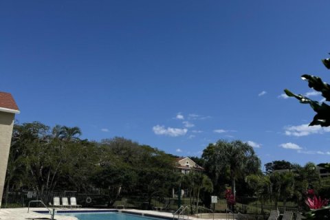 Condo in Delray Beach, Florida, 1 bedroom  № 1016998 - photo 1