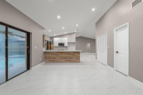 Villa ou maison à vendre à Davie, Floride: 4 chambres, 180.14 m2 № 1948824 - photo 21