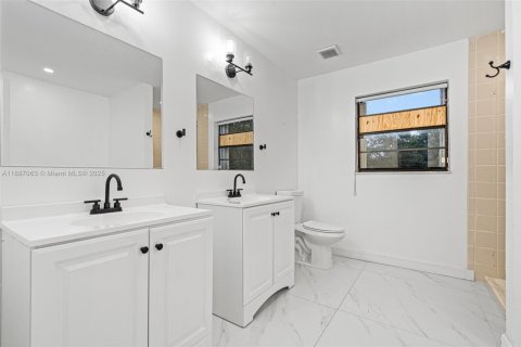 Villa ou maison à vendre à Davie, Floride: 4 chambres, 180.14 m2 № 1948824 - photo 27