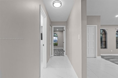 Villa ou maison à vendre à Davie, Floride: 4 chambres, 180.14 m2 № 1948824 - photo 22