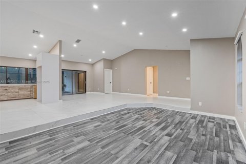 Villa ou maison à vendre à Davie, Floride: 4 chambres, 180.14 m2 № 1948824 - photo 10