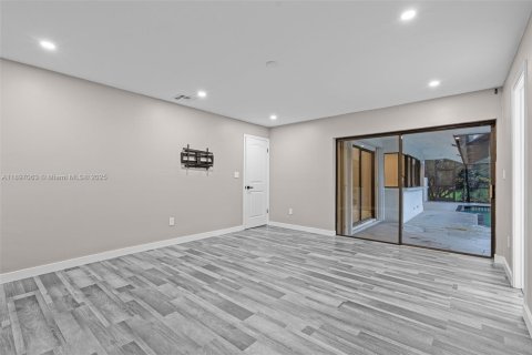 Villa ou maison à vendre à Davie, Floride: 4 chambres, 180.14 m2 № 1948824 - photo 24