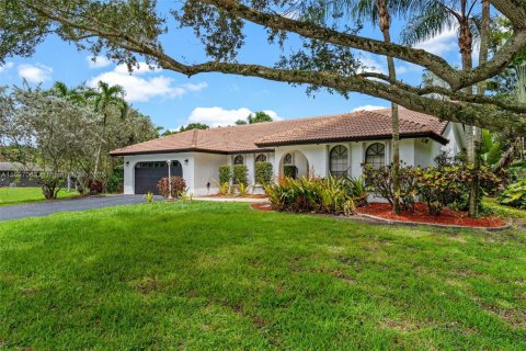 Villa ou maison à vendre à Davie, Floride: 4 chambres, 180.14 m2 № 1948824 - photo 3