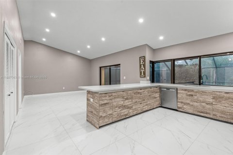 Villa ou maison à vendre à Davie, Floride: 4 chambres, 180.14 m2 № 1948824 - photo 13