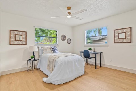 Casa en venta en Largo, Florida, 3 dormitorios, 159.23 m2 № 2383541 - foto 30