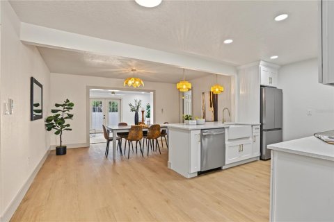 Casa en venta en Largo, Florida, 3 dormitorios, 159.23 m2 № 2383541 - foto 7