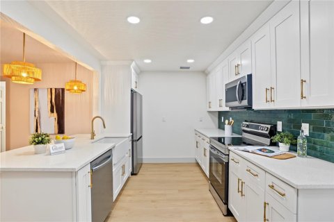 Casa en venta en Largo, Florida, 3 dormitorios, 159.23 m2 № 2383541 - foto 8