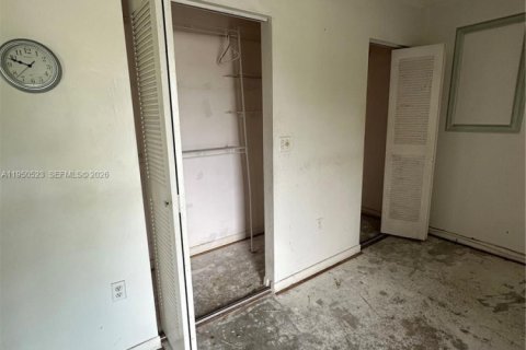 Condo in North Miami, Florida, 1 bedroom № 2005958 - photo 10