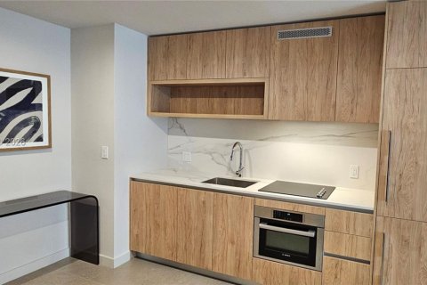 Снять в аренду кондоминиум в Майами, Флорида 1 спальня, 60.39м2, № 2005396 - фото 9