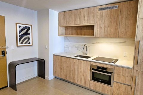 Снять в аренду кондоминиум в Майами, Флорида 1 спальня, 60.39м2, № 2005396 - фото 8