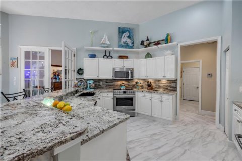 House in Palm Coast, Florida 4 bedrooms, 256.41 sq.m. № 1757585 - photo 14