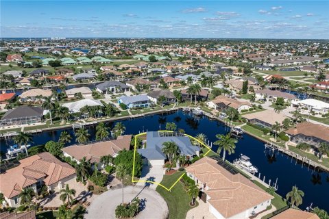 Villa ou maison à vendre à Punta Gorda, Floride: 3 chambres, 206.52 m2 № 2420618 - photo 14